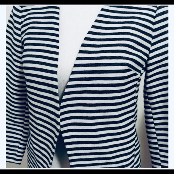 Blazer - Picture 8 of 8